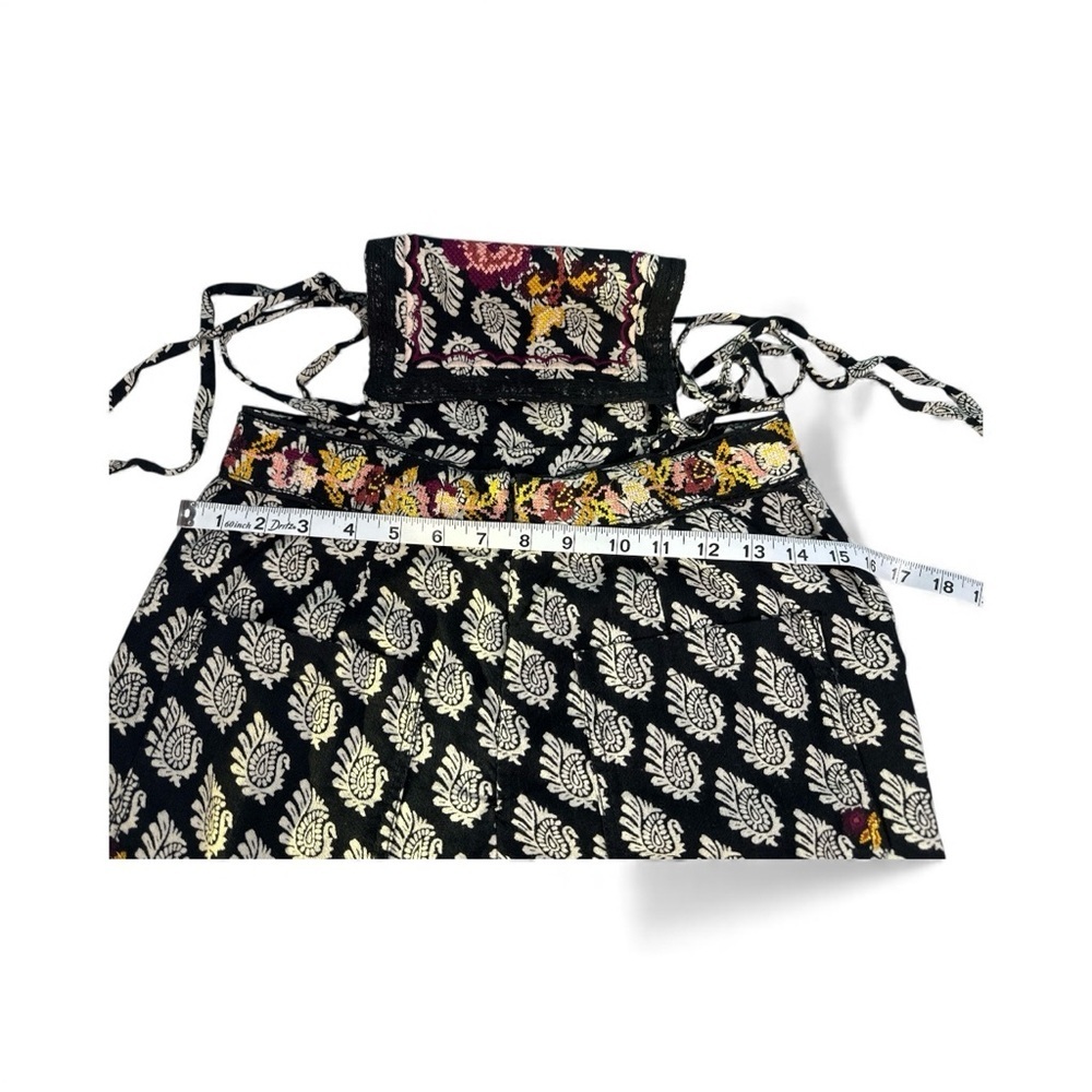 by Anthropologie: Black and White Paisley with Embroidered Flowers Jumper Size 2 - Picture 11 of 13